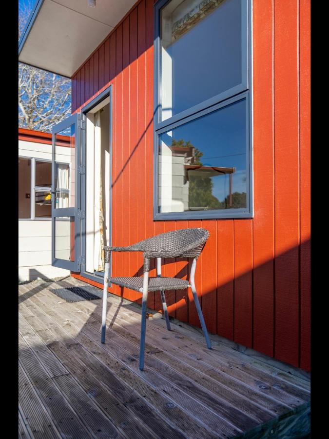 Te Anau Holiday Home - Free Wifi - Free Bikes & Kayaks - Short Walk To Lake & Town - Top Views Exterior photo